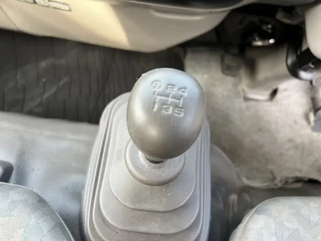 日野 デュトロ PB-XZU301E(2WD)の写真47