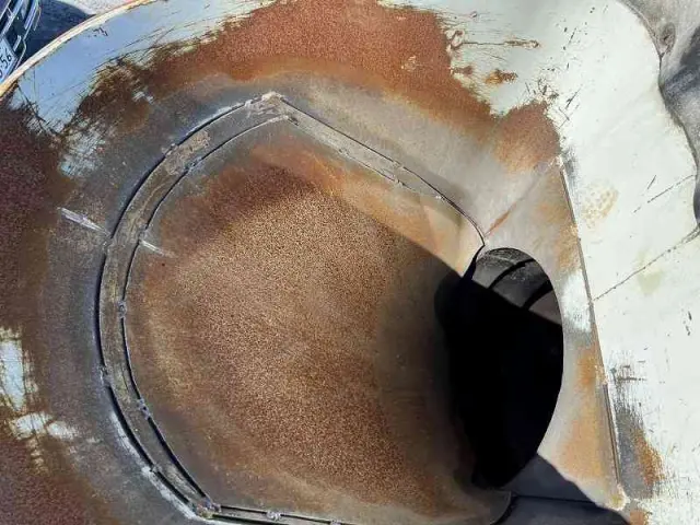 いすゞ ギガ PJ-CXZ77K6(6x4)の写真9