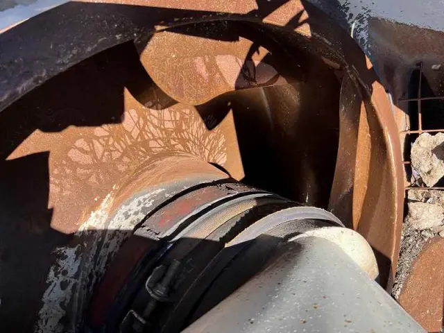 いすゞ ギガ PJ-CXZ77K6(6x4)の写真10