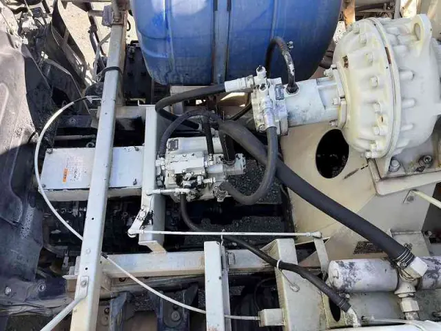 いすゞ ギガ PJ-CXZ77K6(6x4)の写真23