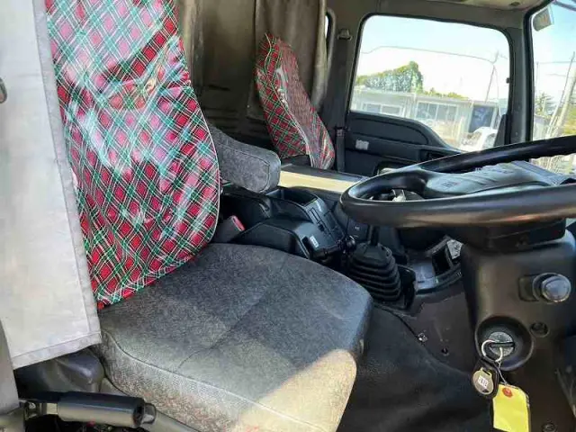 いすゞ ギガ PJ-CXZ77K6(6x4)の写真36