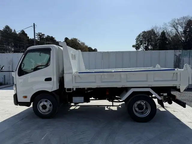 日野 デュトロ TKG-XZU700X(2WD)の写真2