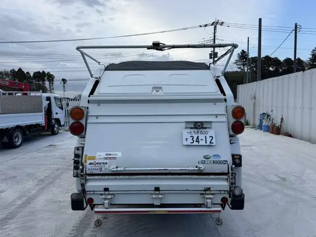 三菱 キャンター TKG-FEA50(2WD)の写真4