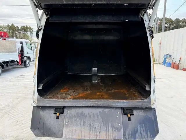 三菱 キャンター TKG-FEA50(2WD)の写真13