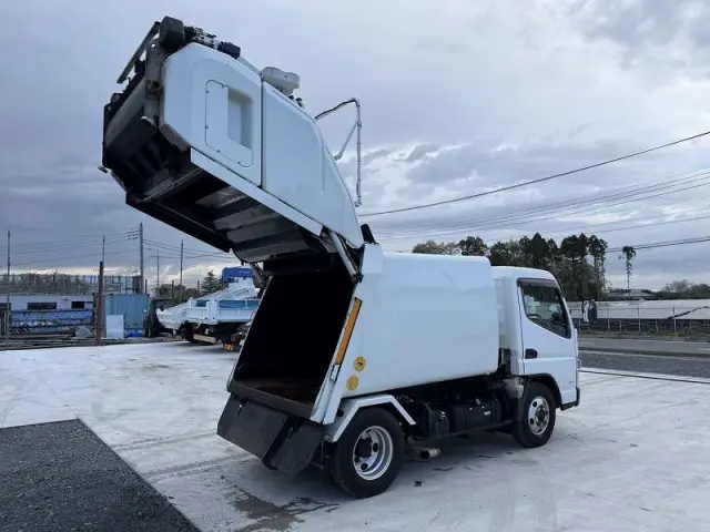 三菱 キャンター TKG-FEA50(2WD)の写真18