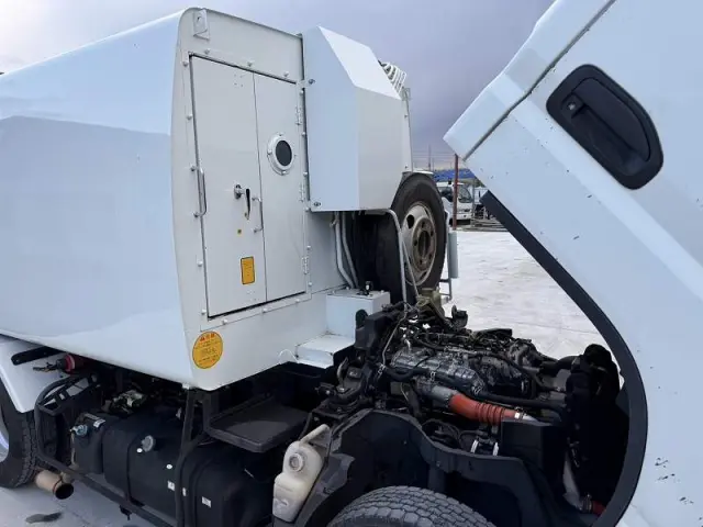 三菱 キャンター TKG-FEA50(2WD)の写真27