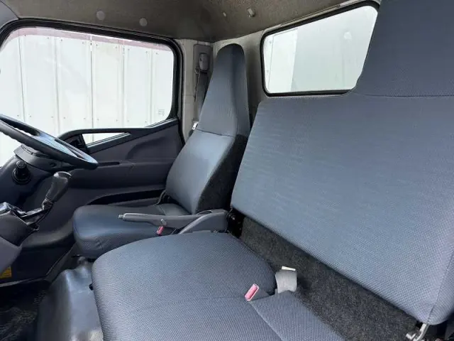 三菱 キャンター TKG-FEA50(2WD)の写真35