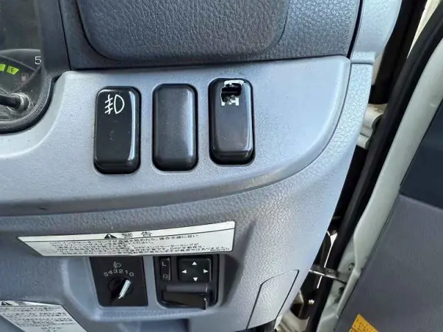 三菱 キャンター TKG-FEA50(2WD)の写真42