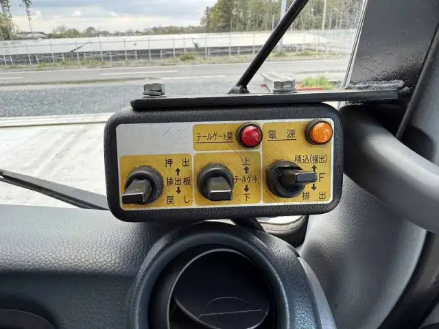 三菱 キャンター TKG-FEA50(2WD)の写真45