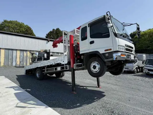 いすゞ フォワード PB-FRR35L3(2WD)の写真7