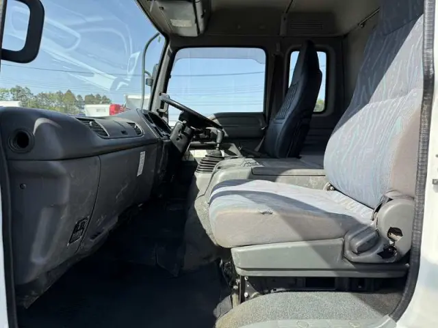 いすゞ フォワード PB-FRR35L3(2WD)の写真41