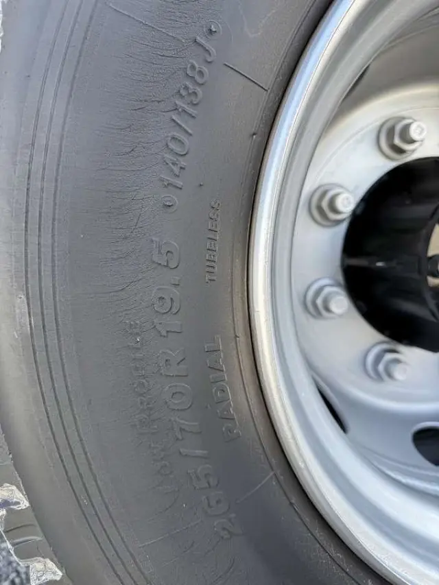 日野 レンジャー LKG-FJ7JDAA(2WD)の写真22