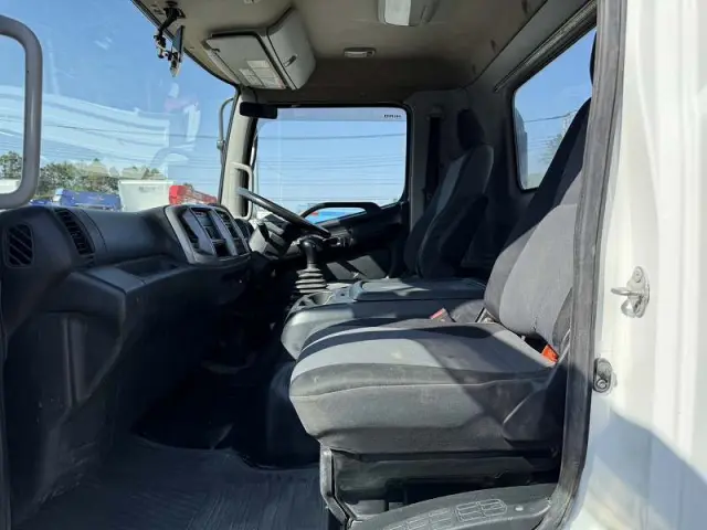 日野 レンジャー LKG-FJ7JDAA(2WD)の写真30