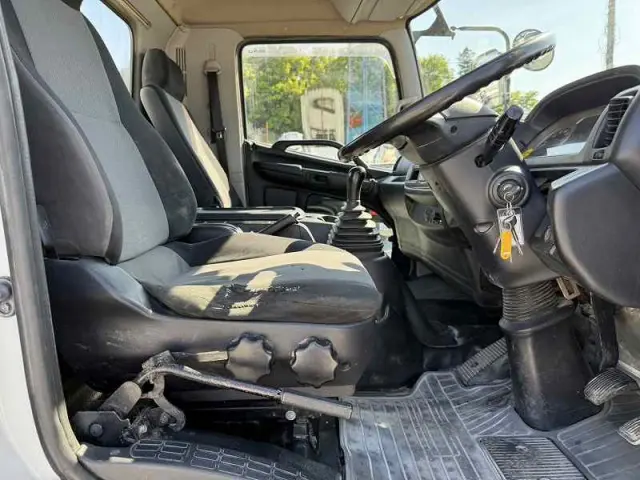 日野 レンジャー LKG-FJ7JDAA(2WD)の写真32