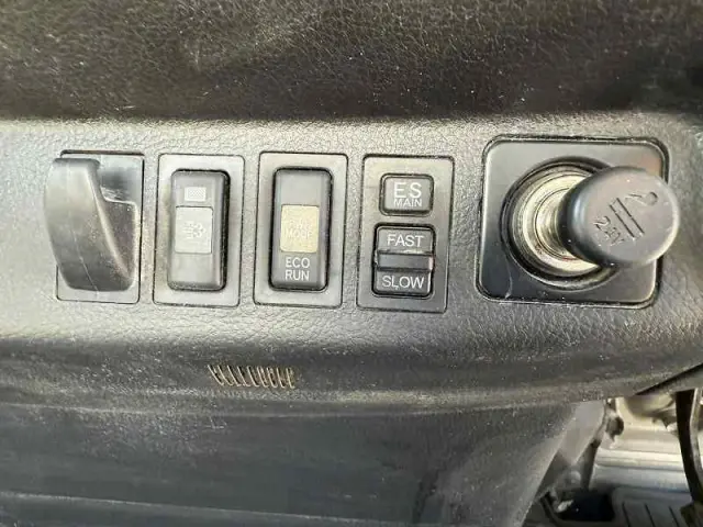 日野 レンジャー LKG-FJ7JDAA(2WD)の写真37