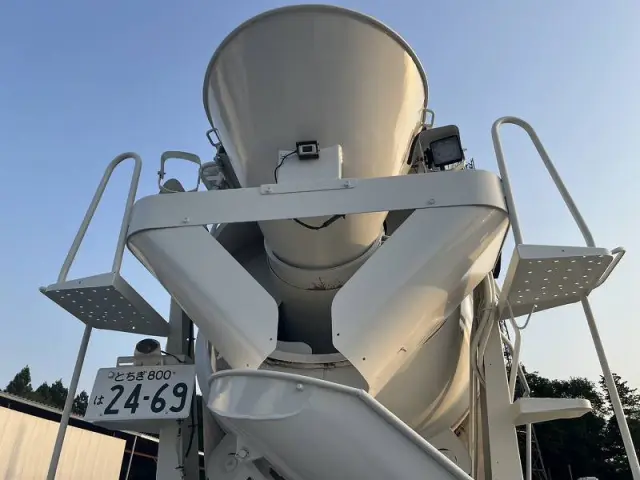 日野 プロフィア LKG-FS1AKAA(6x4)の写真10