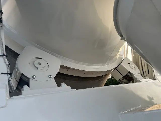 日野 プロフィア LKG-FS1AKAA(6x4)の写真14