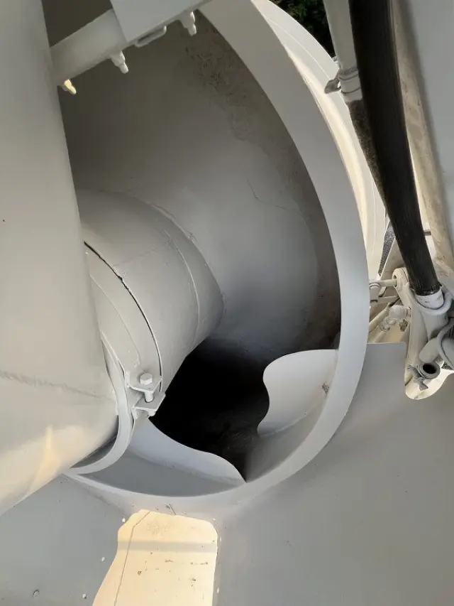 日野 プロフィア LKG-FS1AKAA(6x4)の写真15