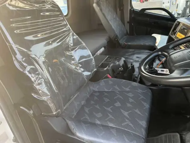 日野 プロフィア LKG-FS1AKAA(6x4)の写真40