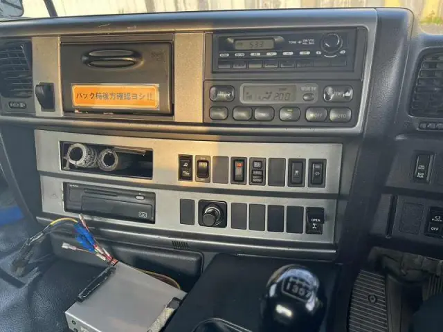 日野 プロフィア LKG-FS1AKAA(6x4)の写真43