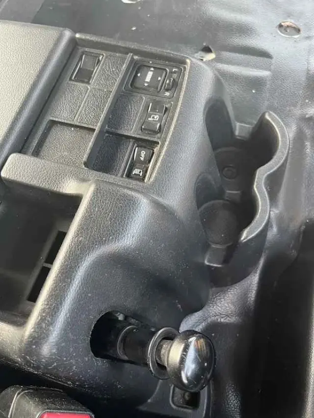 日野 プロフィア LKG-FS1AKAA(6x4)の写真47