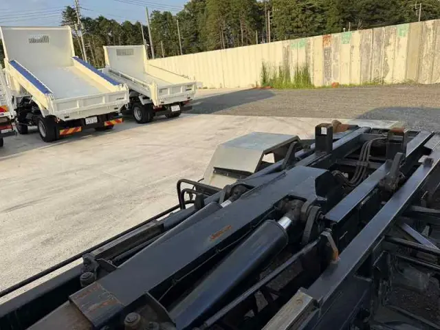 いすゞ フォワード PB-FSR35G3S(2WD)の写真17