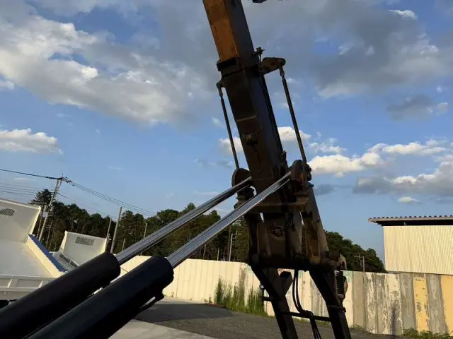 いすゞ フォワード PB-FSR35G3S(2WD)の写真19