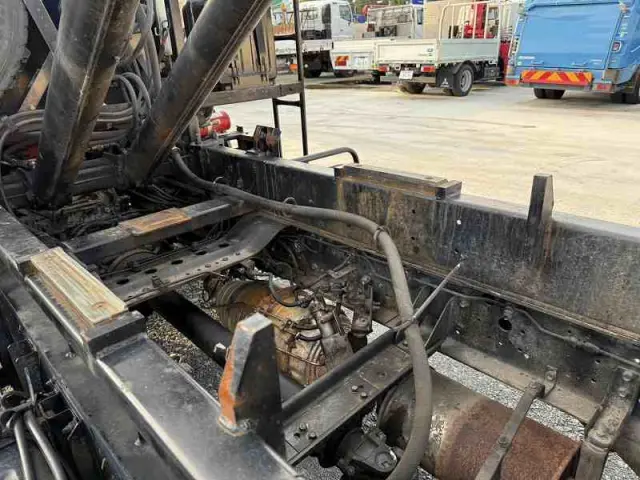 いすゞ フォワード PB-FSR35G3S(2WD)の写真20