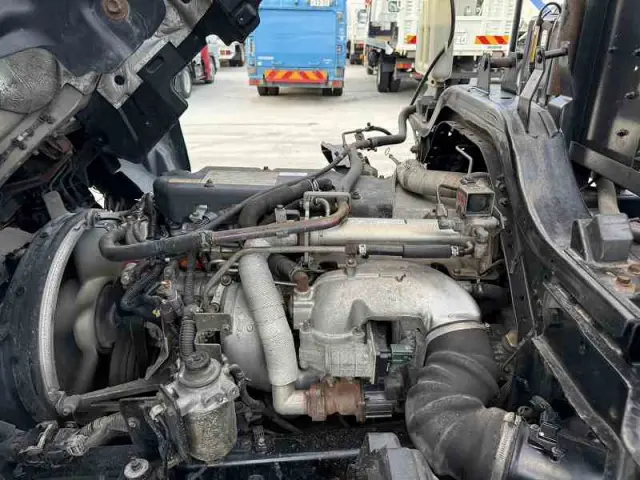 いすゞ フォワード PB-FSR35G3S(2WD)の写真25