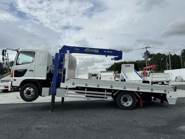 日野 レンジャー PK-FE7JKFA(2WD)の写真2