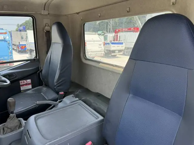 三菱 ファイター PA-FK71D(2WD)の写真46