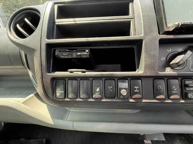 日野 デュトロ TKG-XZU775M(4WD)の写真40