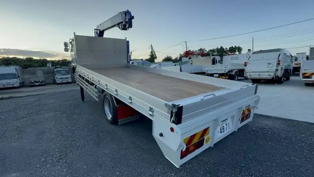 UD コンドル KL-PK26A(6x2)の写真4