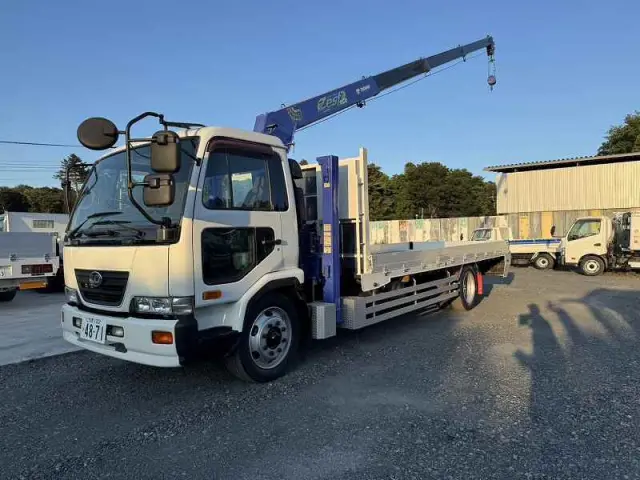 UD コンドル KL-PK26A(6x2)の写真13