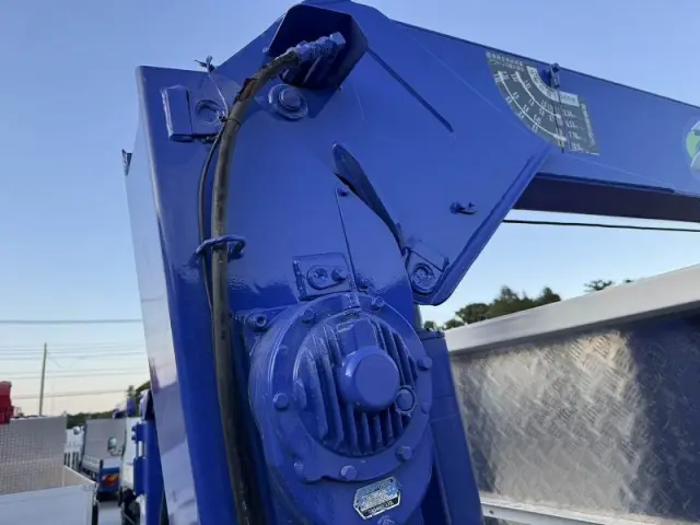 UD コンドル KL-PK26A(6x2)の写真23