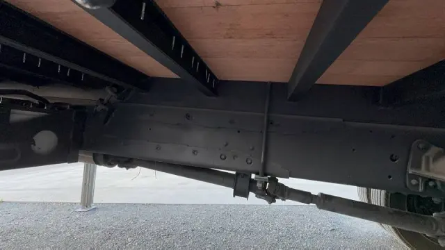 UD コンドル KL-PK26A(6x2)の写真33