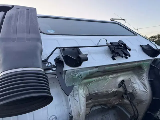 UD コンドル KL-PK26A(6x2)の写真39