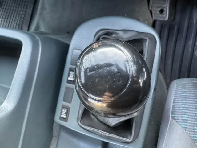 UD コンドル KL-PK26A(6x2)の写真47