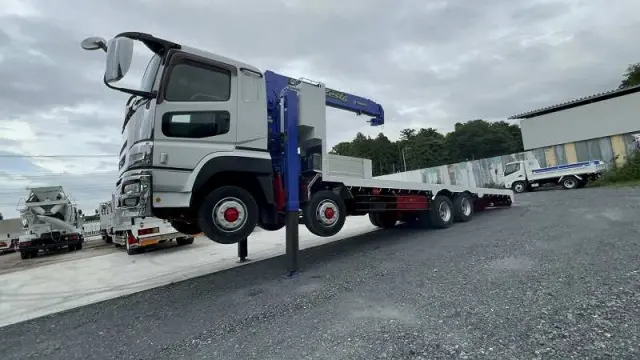 三菱 スーパーグレート QKG-FS50VZ(8x4)の写真2