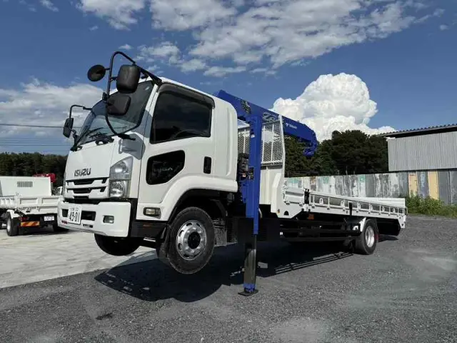 いすゞ フォワード PDG-FTR34S2の写真1
