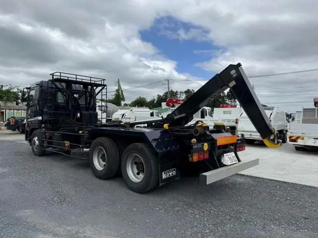 UD クオン ADG-CW4YL(6x4)の写真10