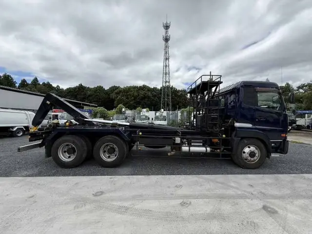 UD クオン ADG-CW4YL(6x4)の写真12