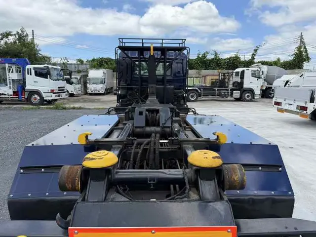 UD クオン ADG-CW4YL(6x4)の写真13