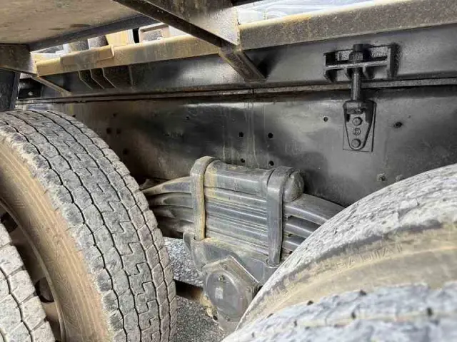 UD クオン ADG-CW4YL(6x4)の写真25