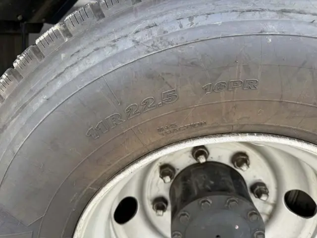 UD クオン ADG-CW4YL(6x4)の写真28