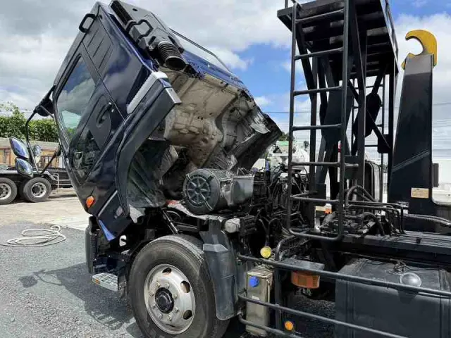 UD クオン ADG-CW4YL(6x4)の写真31