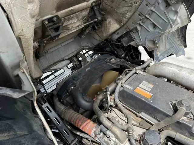 UD クオン ADG-CW4YL(6x4)の写真33