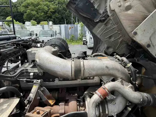 UD クオン ADG-CW4YL(6x4)の写真36