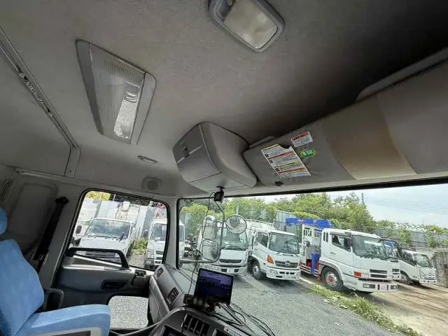 UD クオン ADG-CW4YL(6x4)の写真41