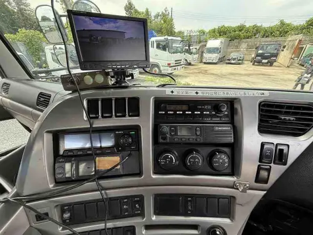 UD クオン ADG-CW4YL(6x4)の写真44